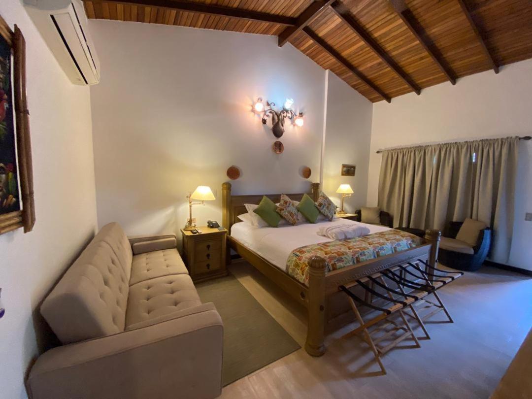 Ara Meru Lodge Canaima Eksteriør billede
